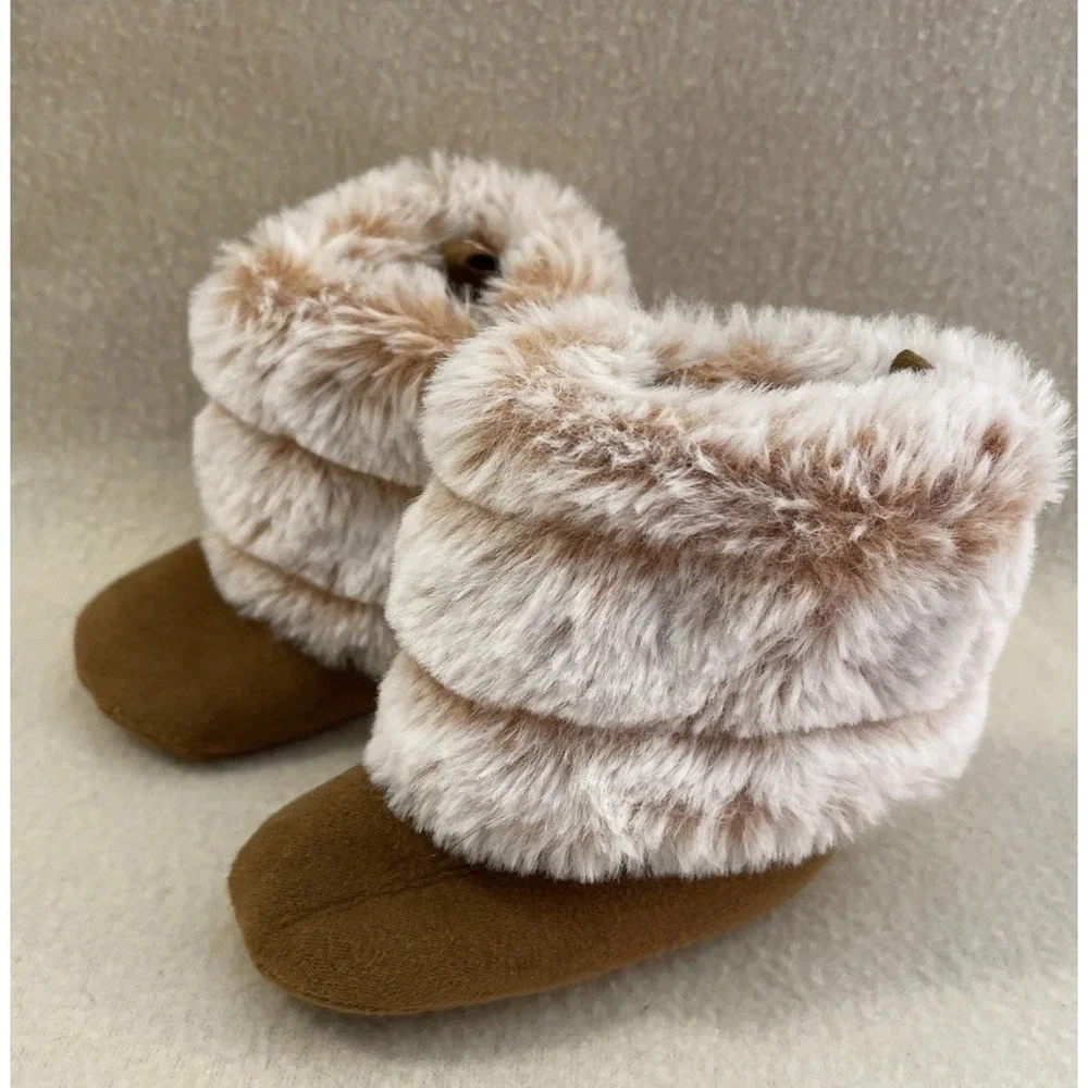 Stepping Stones Brown Baby Faux Fur Boots moccasins Faux Suede Infants 3-6 Mo